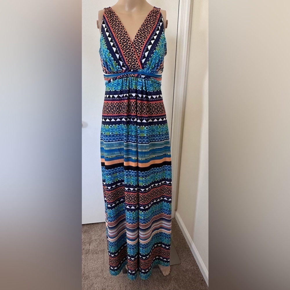 Metaphor V neck sleeveless maxi dress